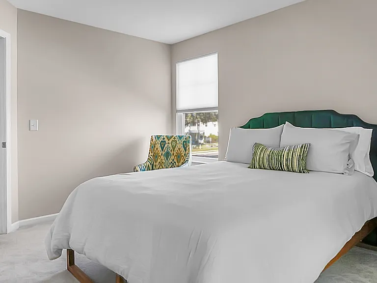 1519 Thoroughbred Blvd — Photo 36