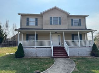 40 Engle Ln, Lexington, VA 24450