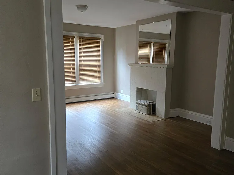 331 N North St #331 — Photo 3
