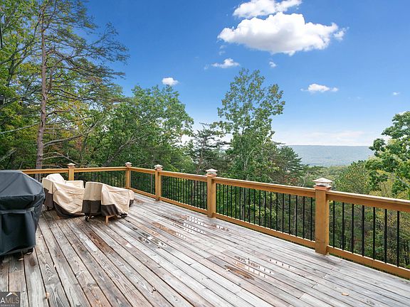 3rd image of 102 Moose Loop