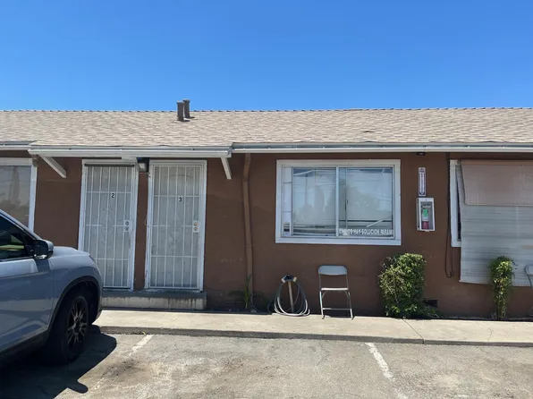 901 Zeff Rd, Modesto, CA 95351