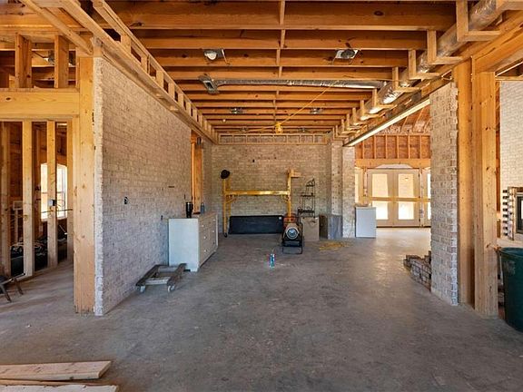 3rd image of 1481 Potash Rd