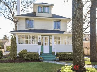 129 Linden Ave, Glencoe, IL