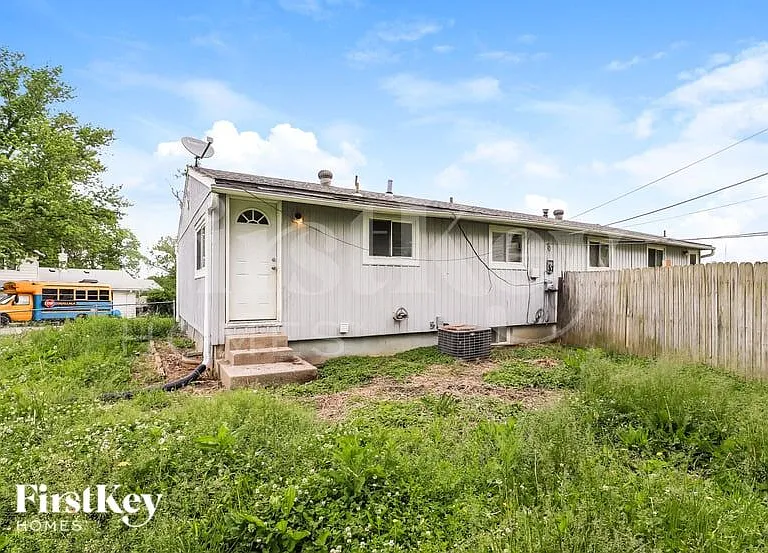 5044 N Bellaire Ave — Photo 15