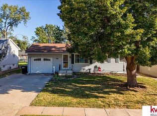 12688 B St, Omaha, NE 68144