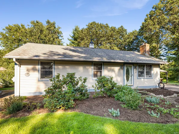 19 Pine Tree Road, East Haddam, CT 06469