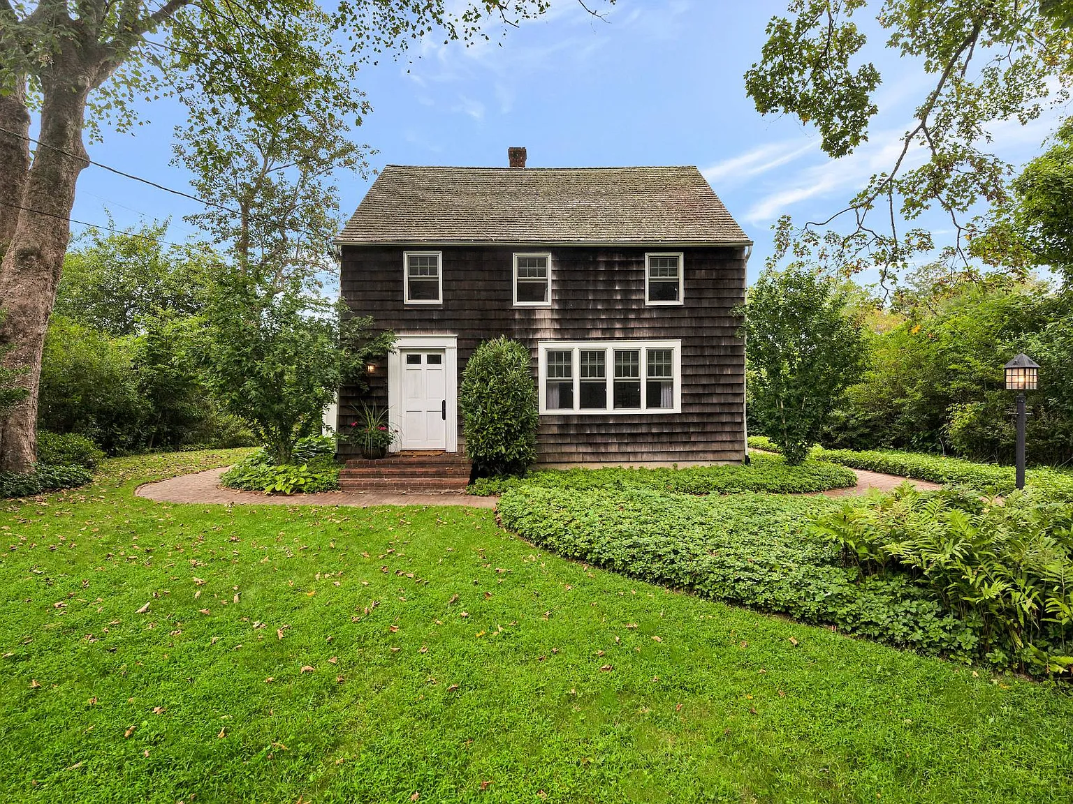 East Hampton Cottage Near Ocean Beaches and Village — Photo 3