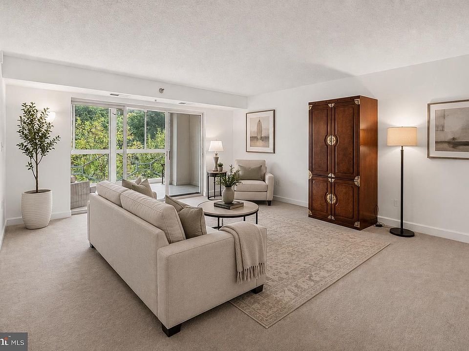 1st image of 14801 Pennfield Cir APT 311