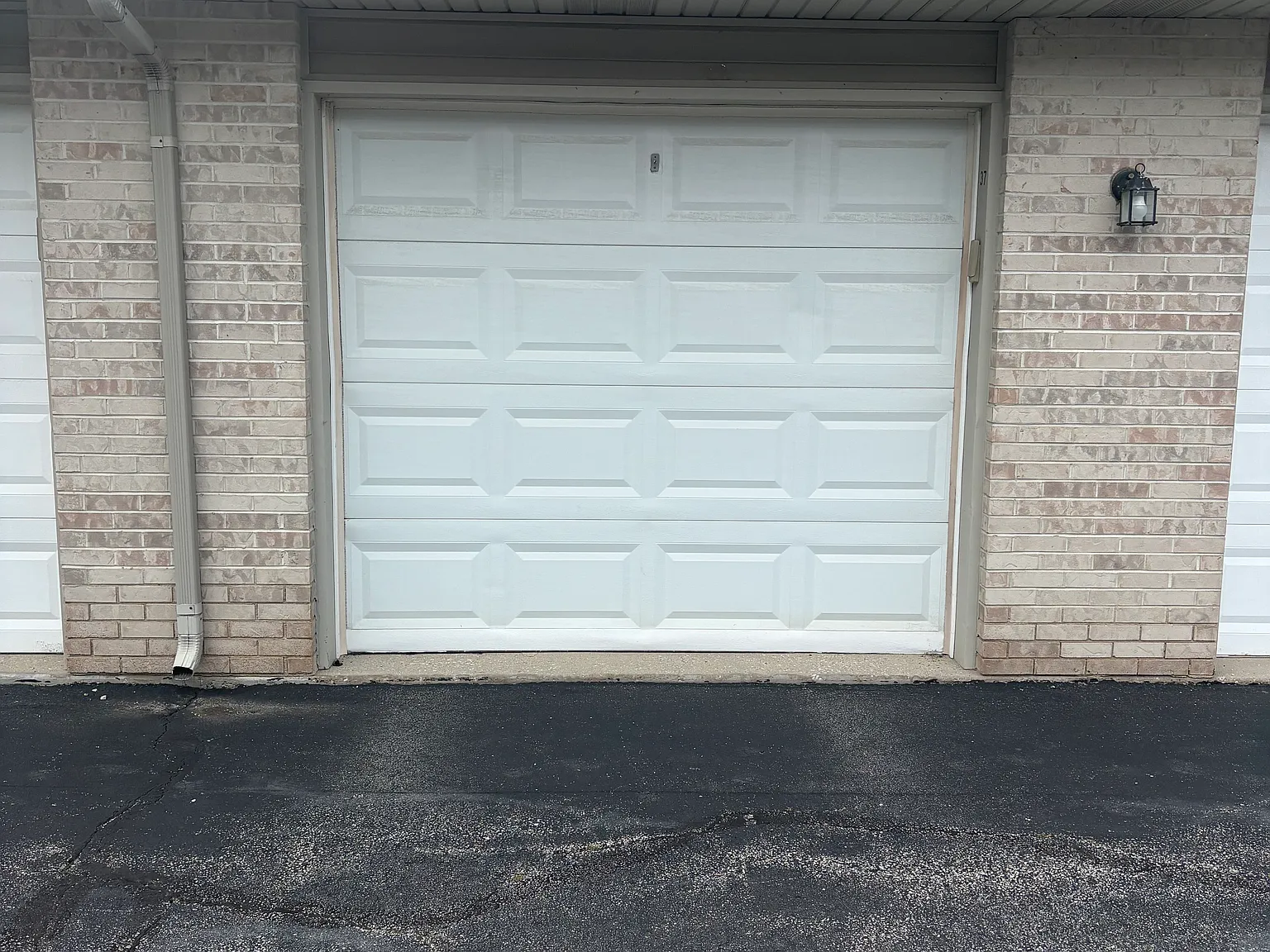 2 bed, 1150 sqft, $2,200 — Photo 2