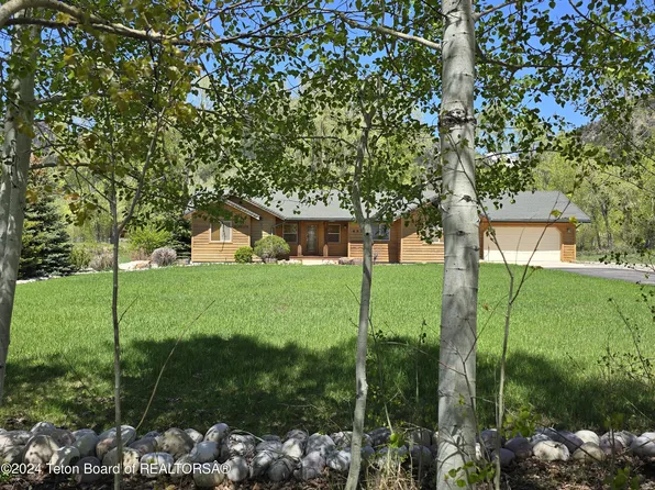 697 Hardman Rd, Thayne, WY 83127