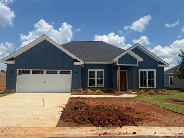 202 Sugar Creek Trl, Perry, GA 31069