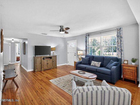 5th image of 11049 OLD KINGS Road