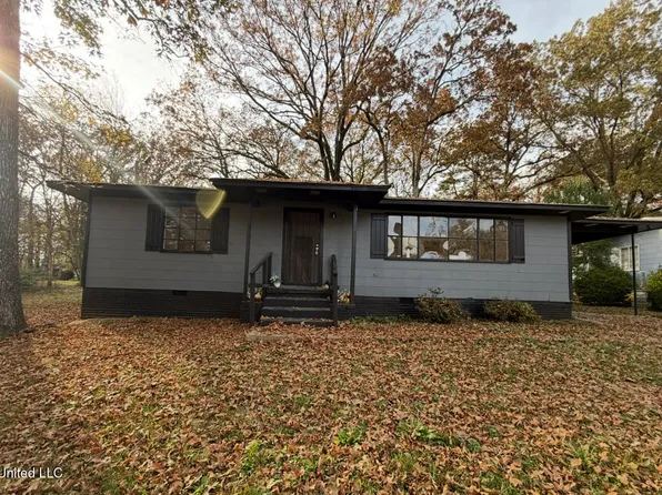 2871 Woodside Dr, Jackson, MS 39212