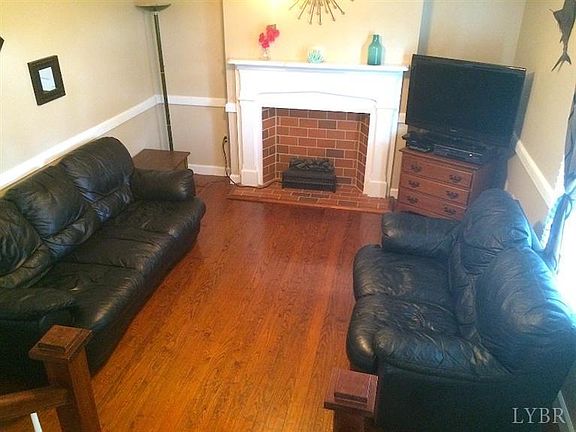 5th image of 163 Holly Ln