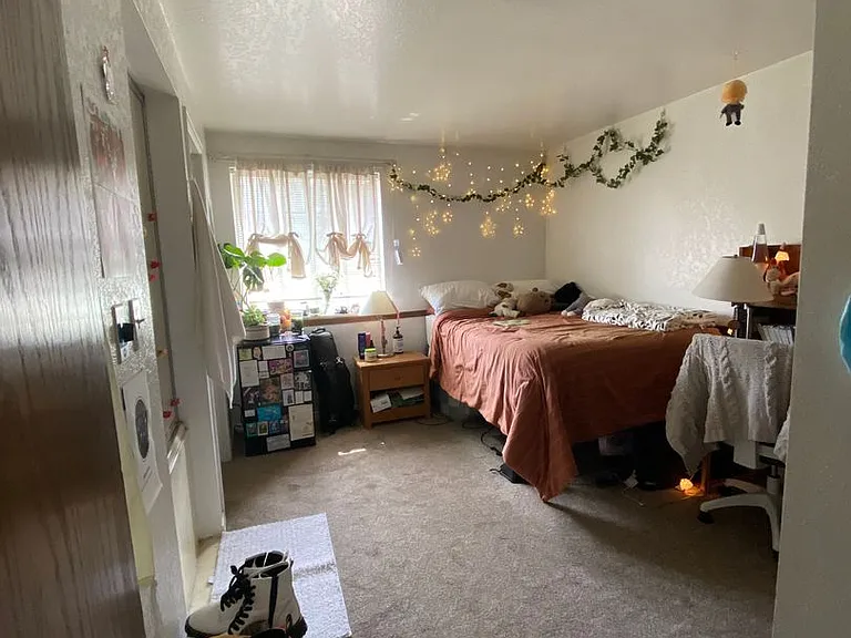 718 W 1720 N #224-B — Photo 4
