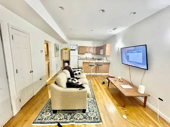 111 Salem St, Boston, MA