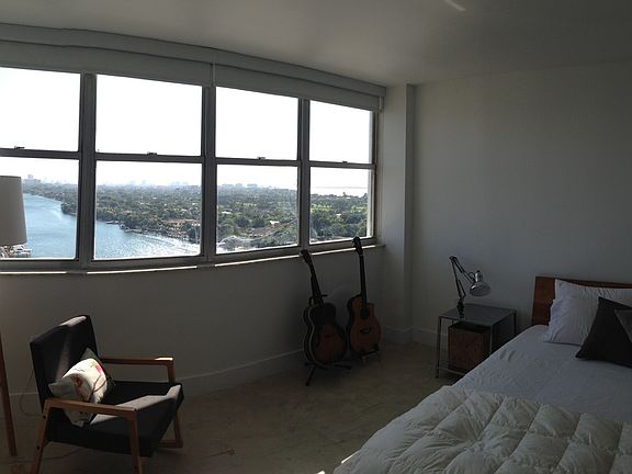 3rd image of 5838 Collins Ave Penthouse C