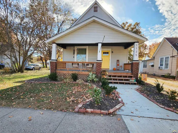1125 SW 3rd St, Topeka, KS 66606