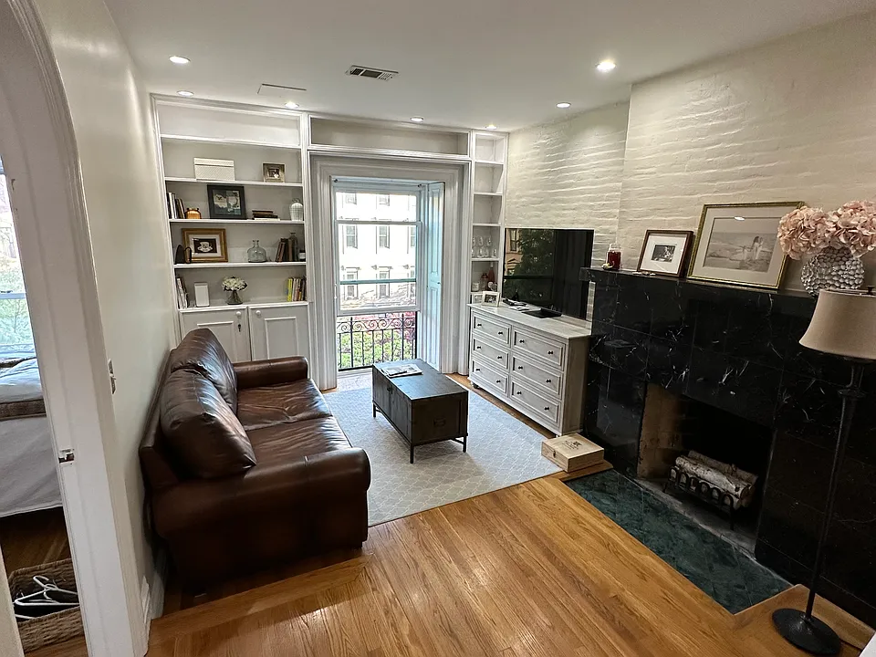 124 Beacon St #5F