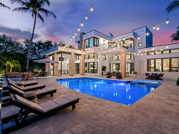 1080 Lake Drive, Delray Beach, FL 33444