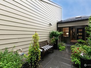 15000 Village Green Dr APT 34, Bothell, WA 98012