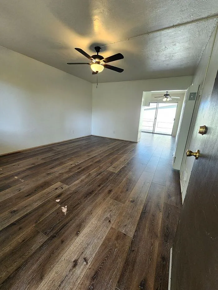 2 bed, 1.0 bath, $2,150 — Photo 2