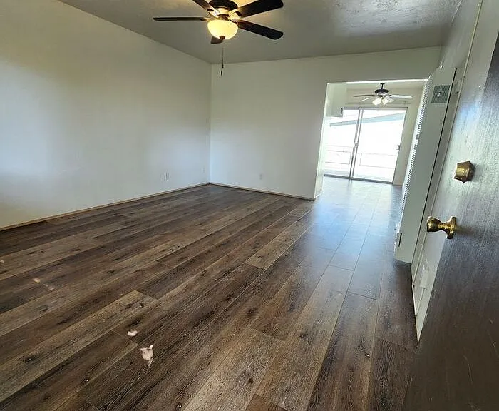 4442 Rosebud Ln #C — Photo 2