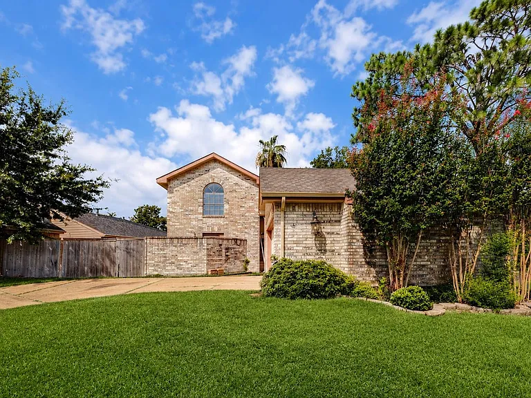 3102 Ashford Bend Dr — Photo 25