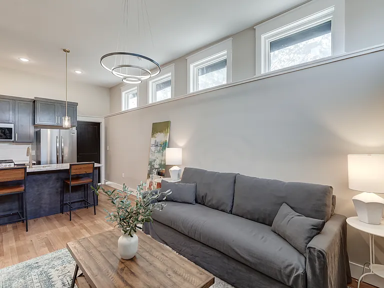 1523 W Cary St #9I — Photo 4