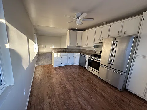 1538 Loma Dr #3 Photo 1