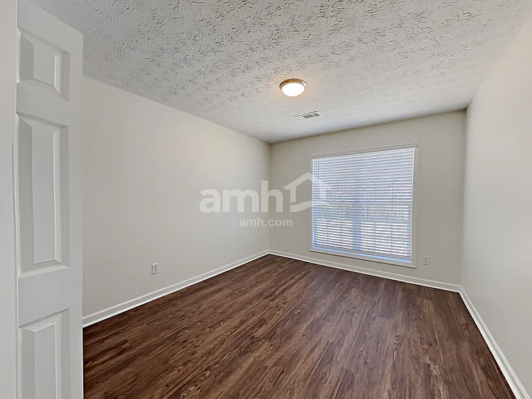 1772 N Oak Dr — Photo 21