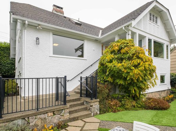 3260 Travers Ave, West Vancouver, BC V7V 1G5