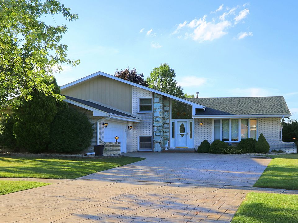 1st image of 14128 Somerset Ct