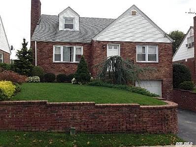1st image of 4 Neulist Ave