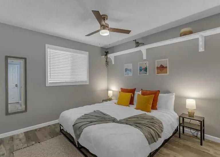 1209 E Campus Dr — Photo 12