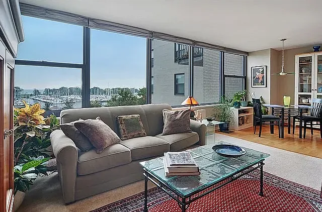 3430 N Lakeshore Dr #5L — Photo 12