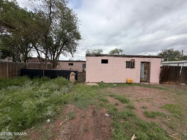 352 N 5th Ave, Holbrook, AZ 86025