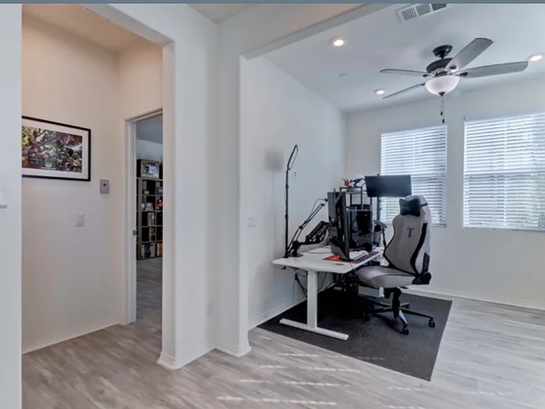 54 Concepcion St — Photo 16