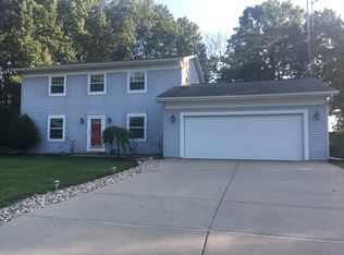 E7923 E Lake Virginia Rd, Reedsburg, WI 53959