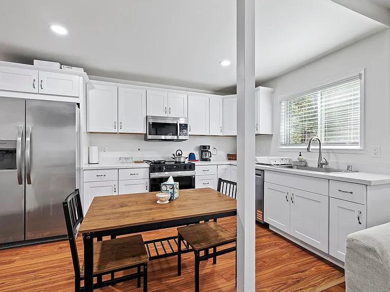 22523 N Tuolumne Rd #B — Photo 8