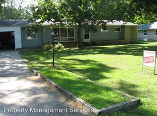 2607 Woodland Dr, Goshen, IN 46526