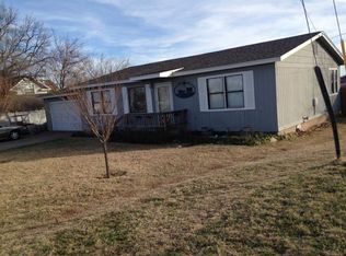 2210 32nd St, Snyder, TX 79549