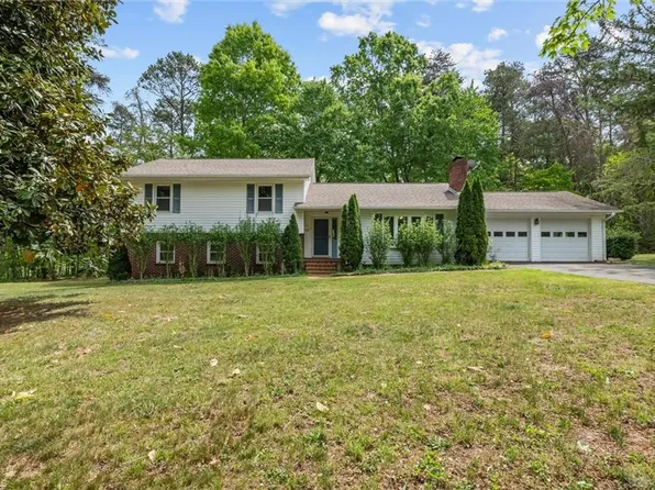 388 Eldora Rd, Ararat, NC 27007