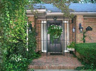68 Flax Dr, London, OH 43140