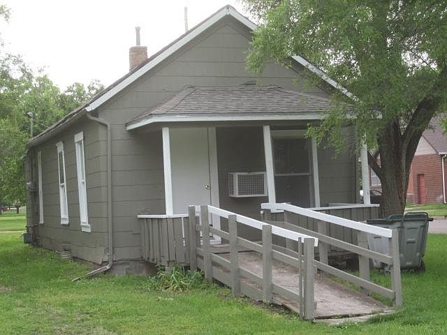 1st image of 800 N 5th St