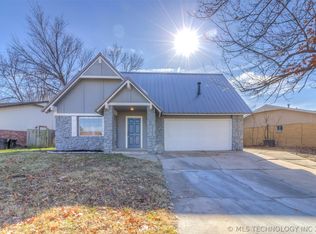1013 W Washington Pl, Broken Arrow, OK 74012