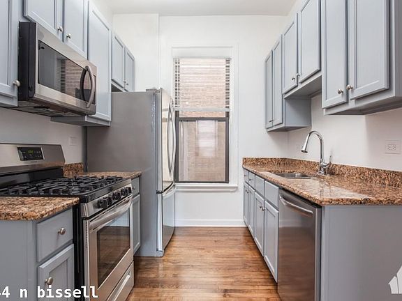 2nd image of 1944 N Bissell St #1823