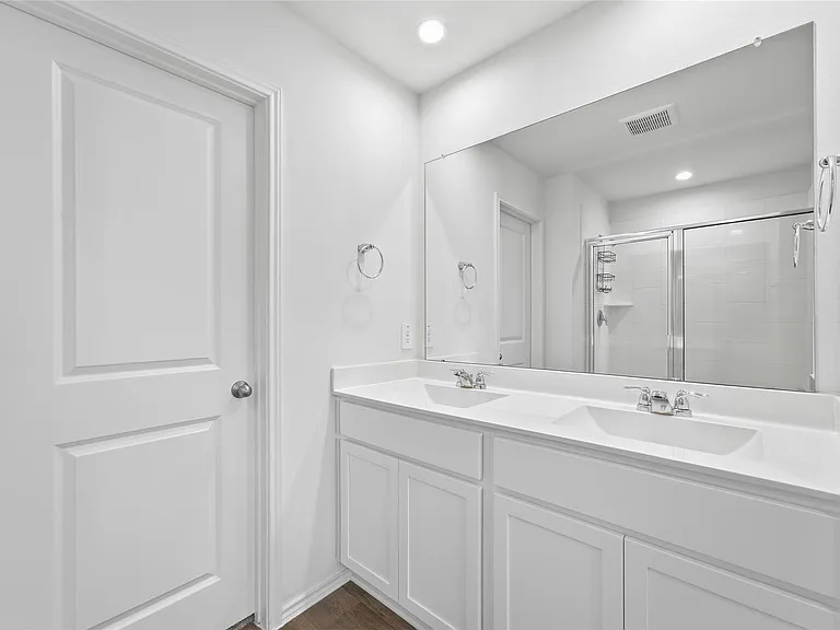 31323 Heddington Ln — Photo 18