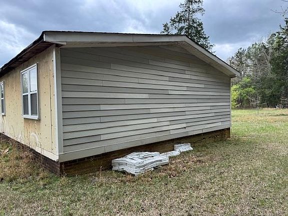 3rd image of 1020 Pine Top Rd