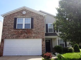 6711 Earlswood Dr, Indianapolis, IN 46217